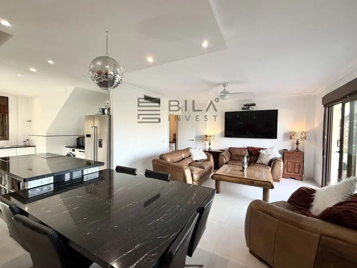 Chalet con piscina en venta en Urb. las Cabañas de Riviera, imagen 6