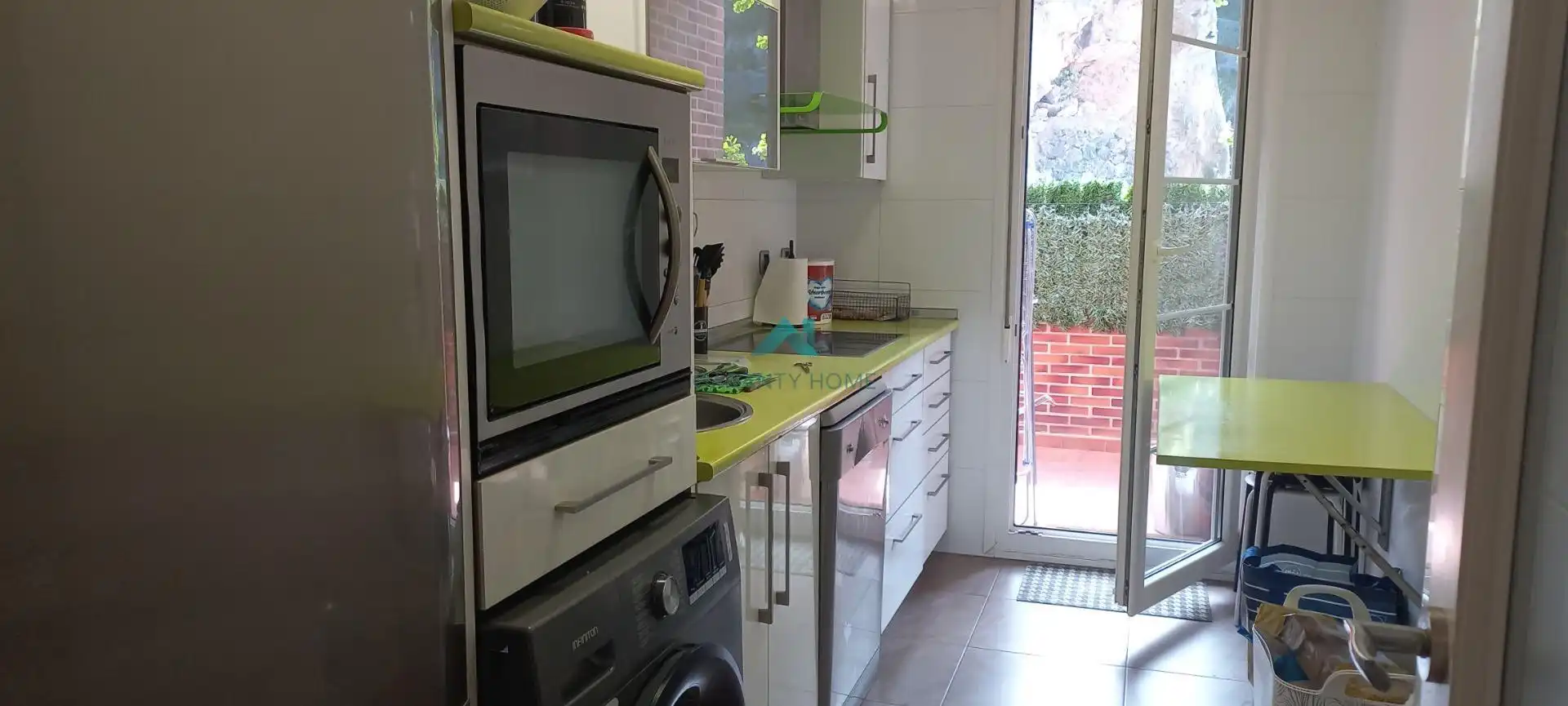 Küche von Erdgeschoss zum Verkauf in Santoña mit Heizung und Privatgarten