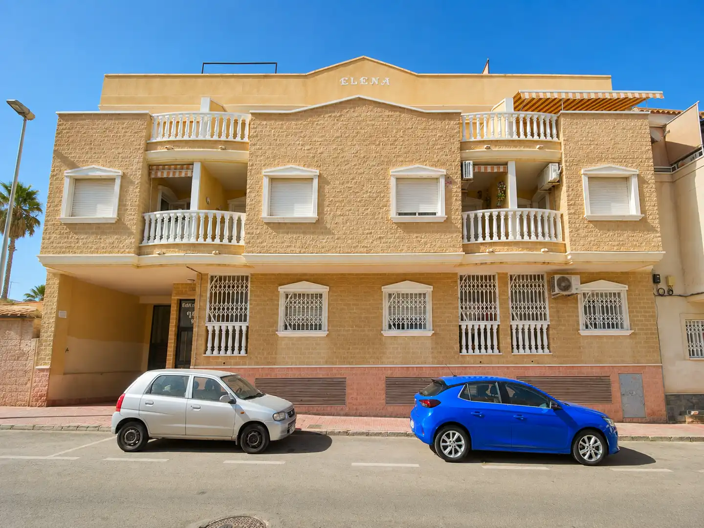 Apartment with lift for sale in Playa del Cura