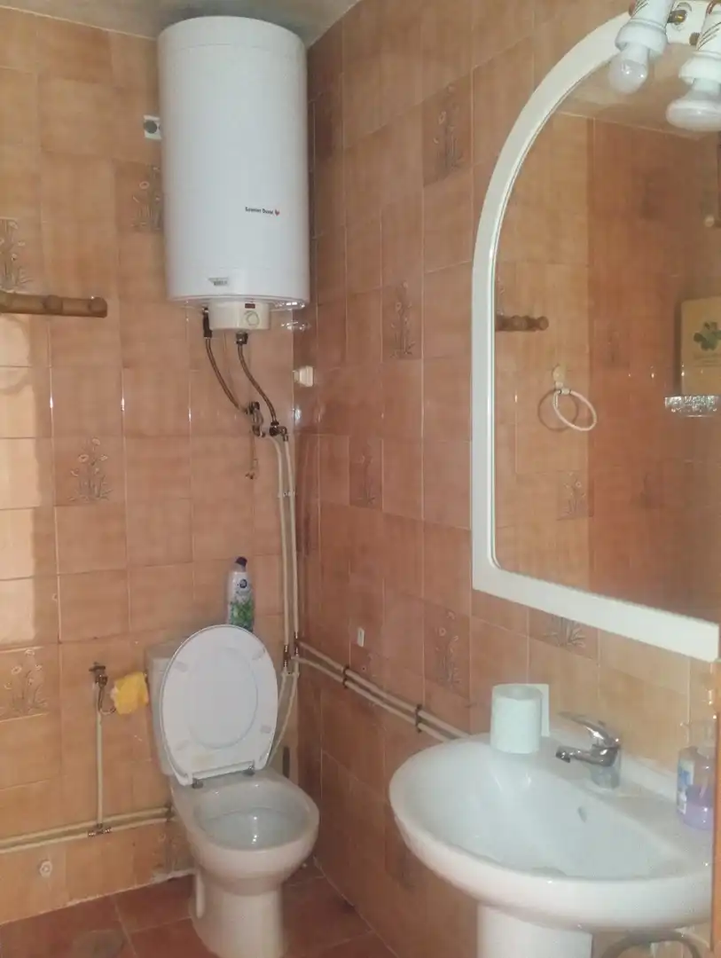 Bathroom of Flat for sale in Miguel Esteban  with Heating, Parquet flooring and Furnished