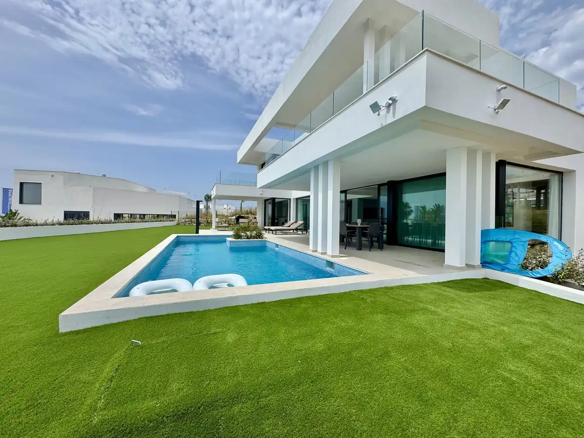Casa con piscina en venta en Estepona - Estepona,Cancelada,Calle Arminio, imagen 45