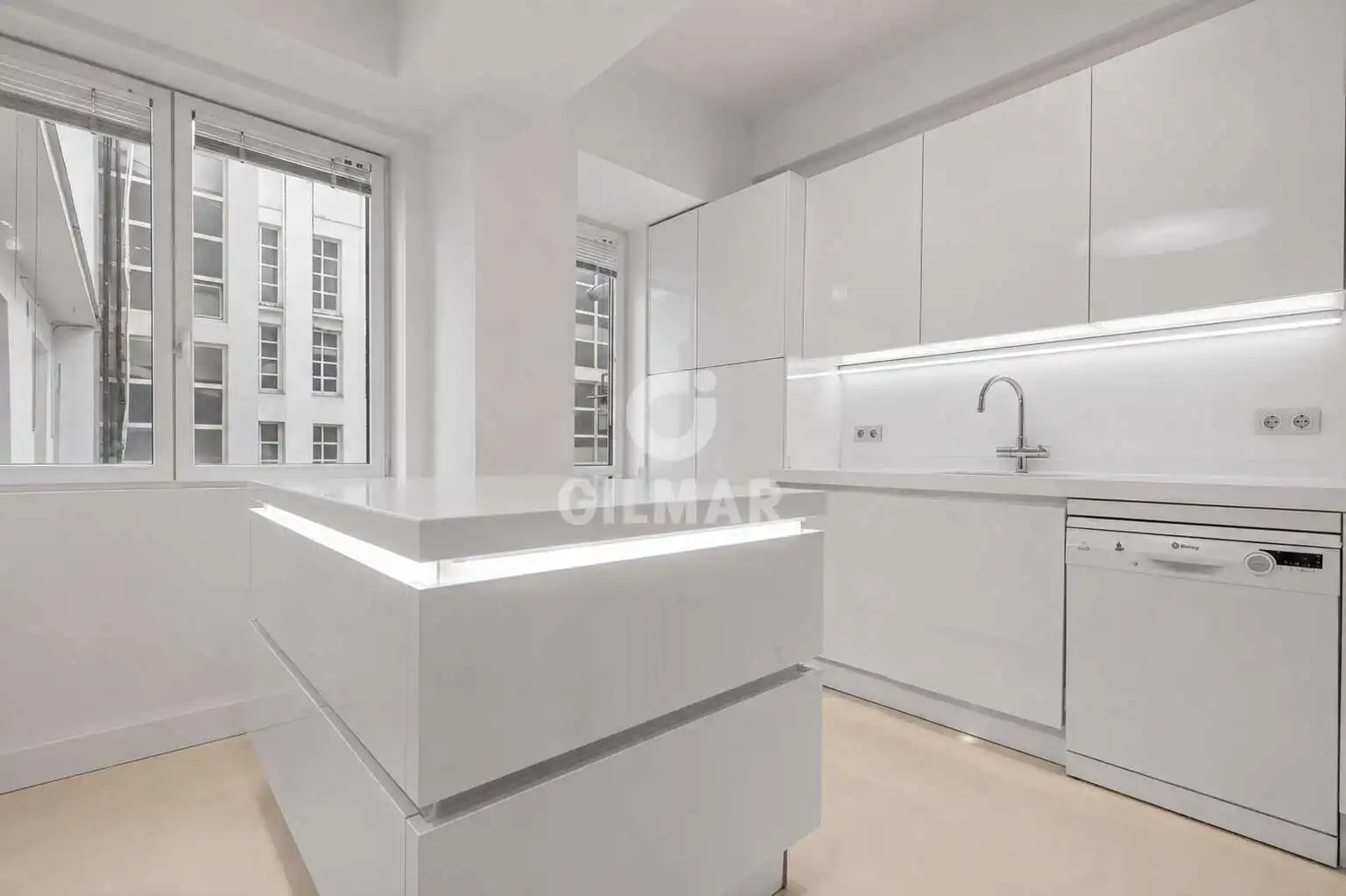 Flat for sale in Sector Sur - La Palmera - Reina Mercedes