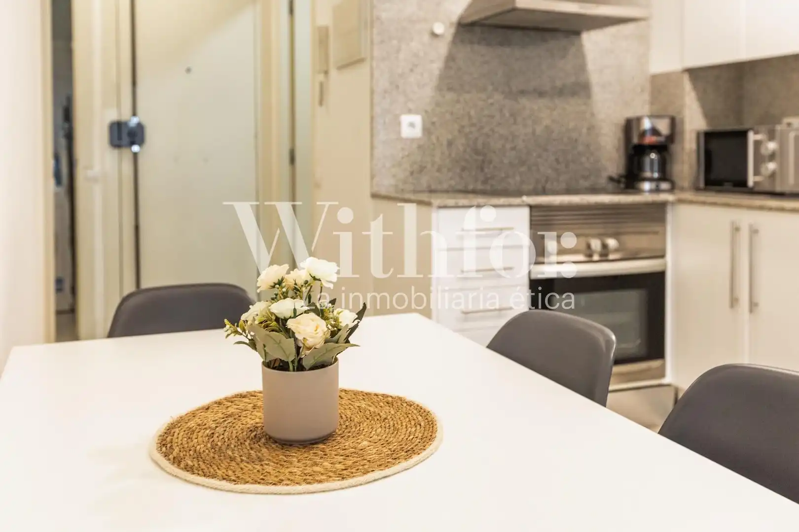 Kitchen of Flat for sale in Barcelona  with Air Conditioner, Heating and Balcony