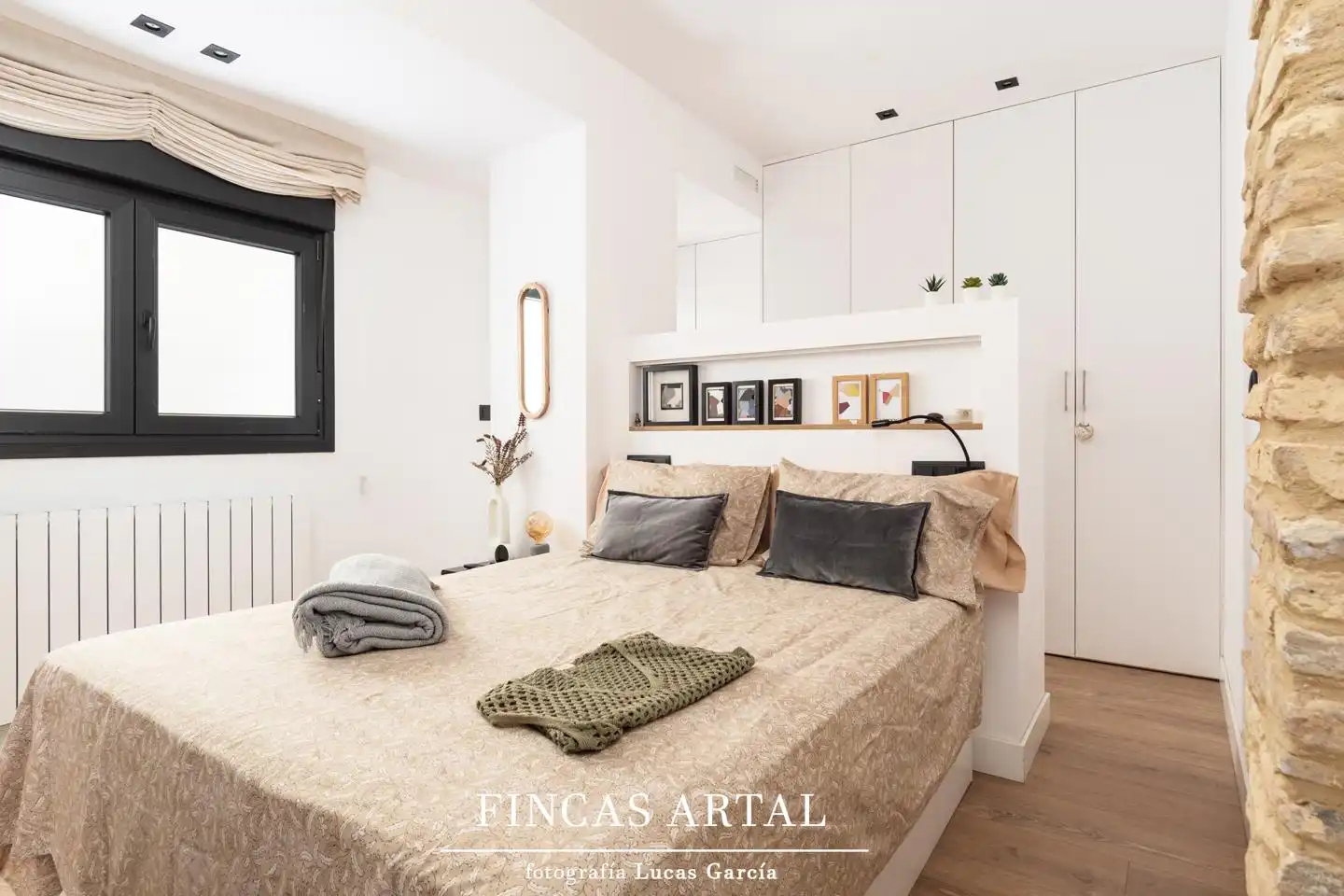Habitación de Piso en venta en Zaragoza con Aire acondicionado, Calefacción y Terraza