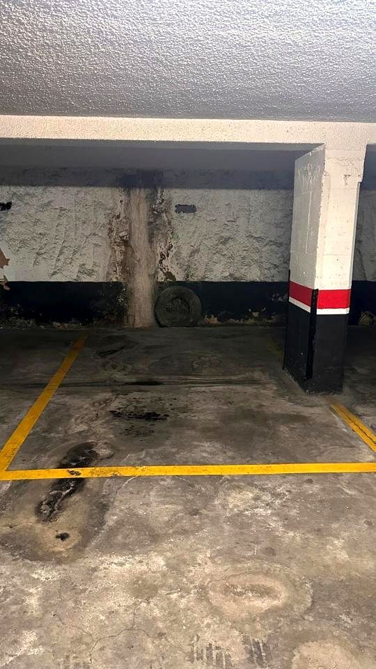 Aparcament de Garatge en venda en  Logroño