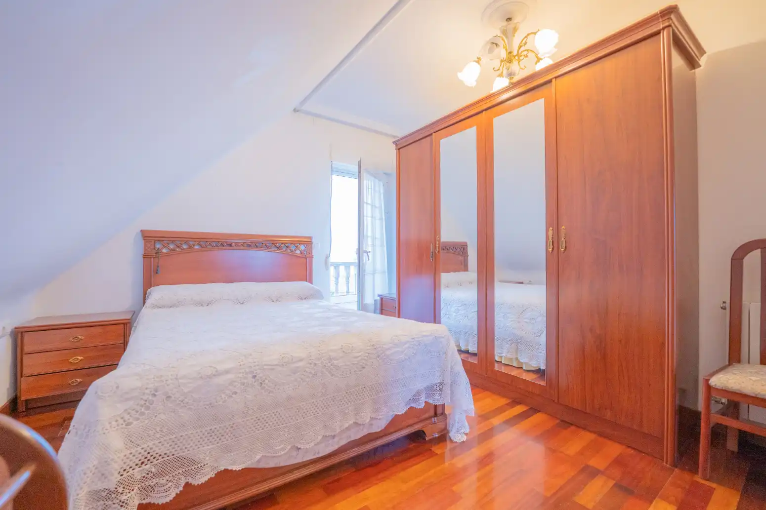 Bedroom of Houses for sale in Cueto