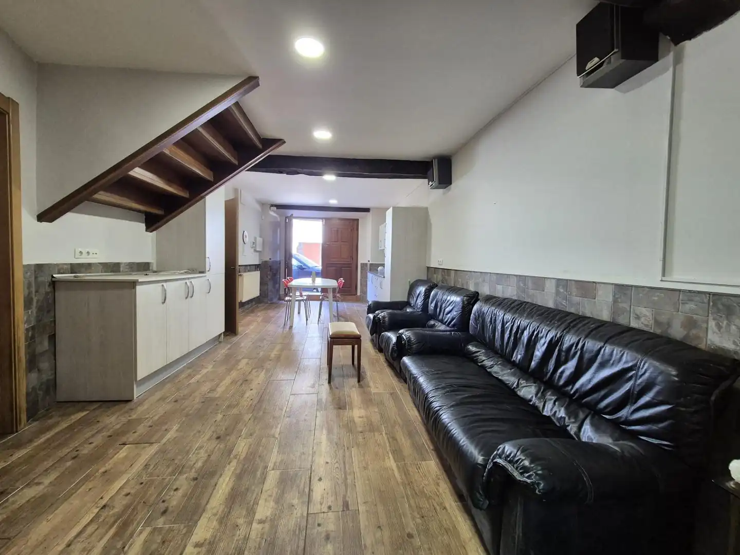 Casa adosada en venta en Valle de Mena con Calefacción, Amueblado y Balcón