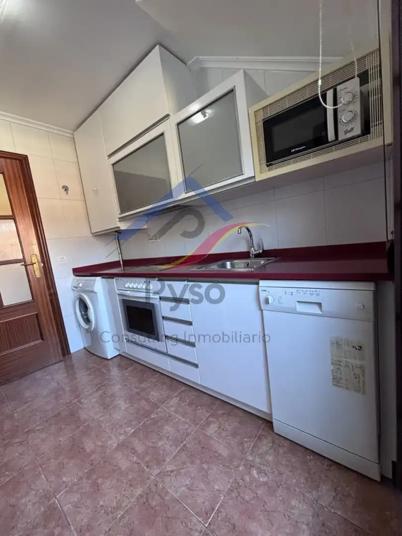Cuina de Àtic en venda en Limpias amb Calefacció, Parquet i Traster