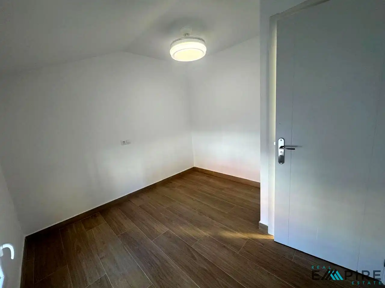 Habitación de Piso para compartir en Parla con Aire acondicionado y Calefacción