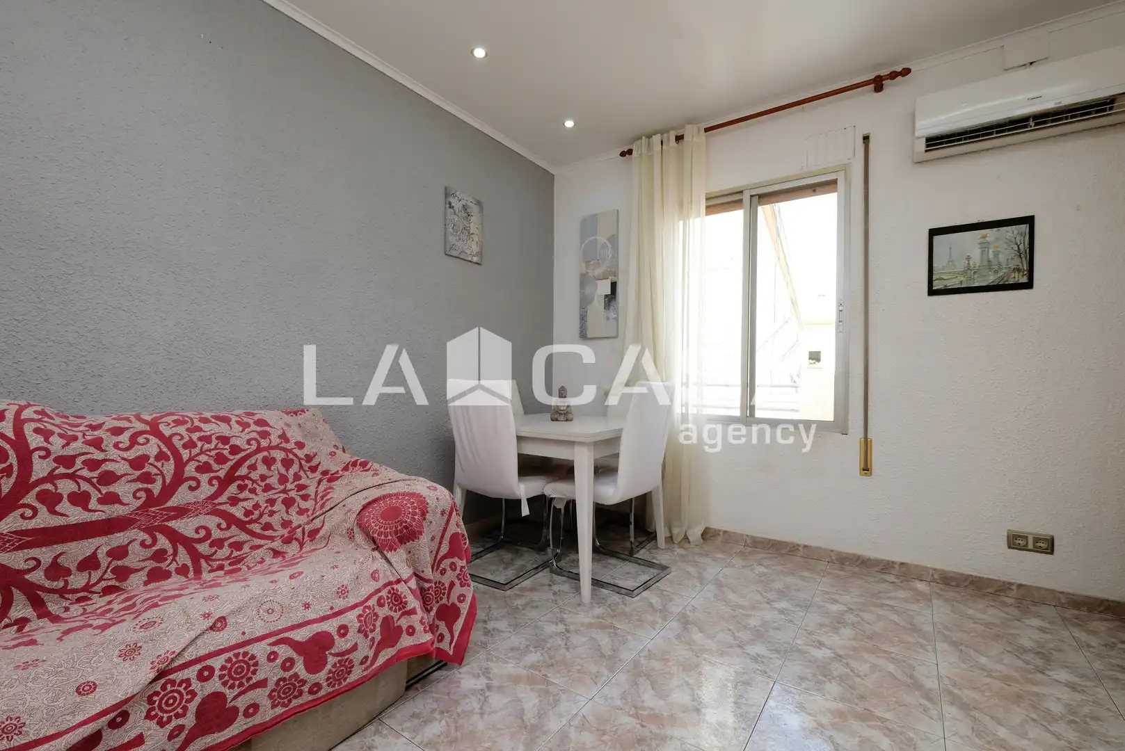 Habitación de Piso en venta en Barcelona con Calefacción