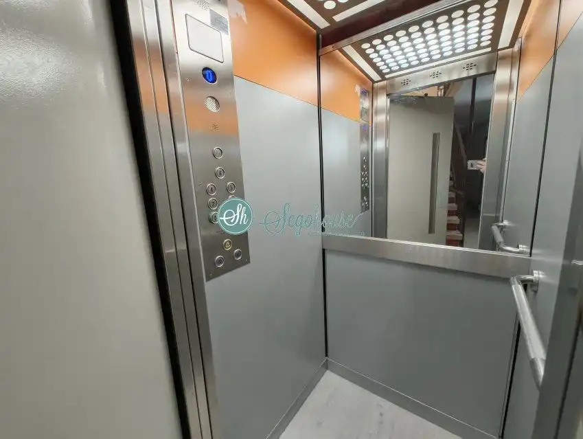 Piso en venta en Segovia con Calefacción, Parquet y Trastero
