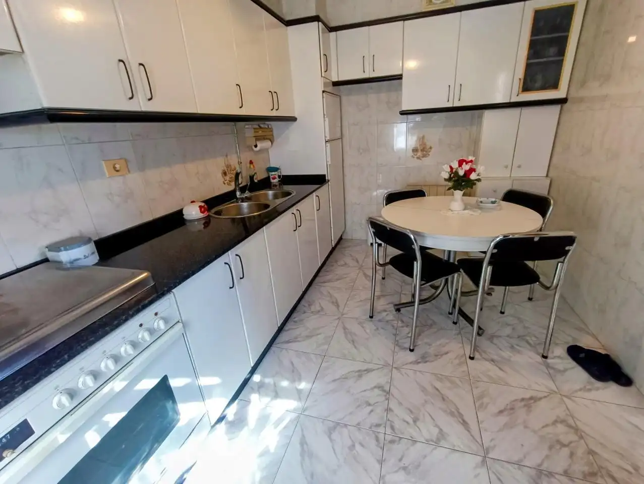 Cocina de Casa o chalet en venta en Vigo  con Calefacción y Amueblado