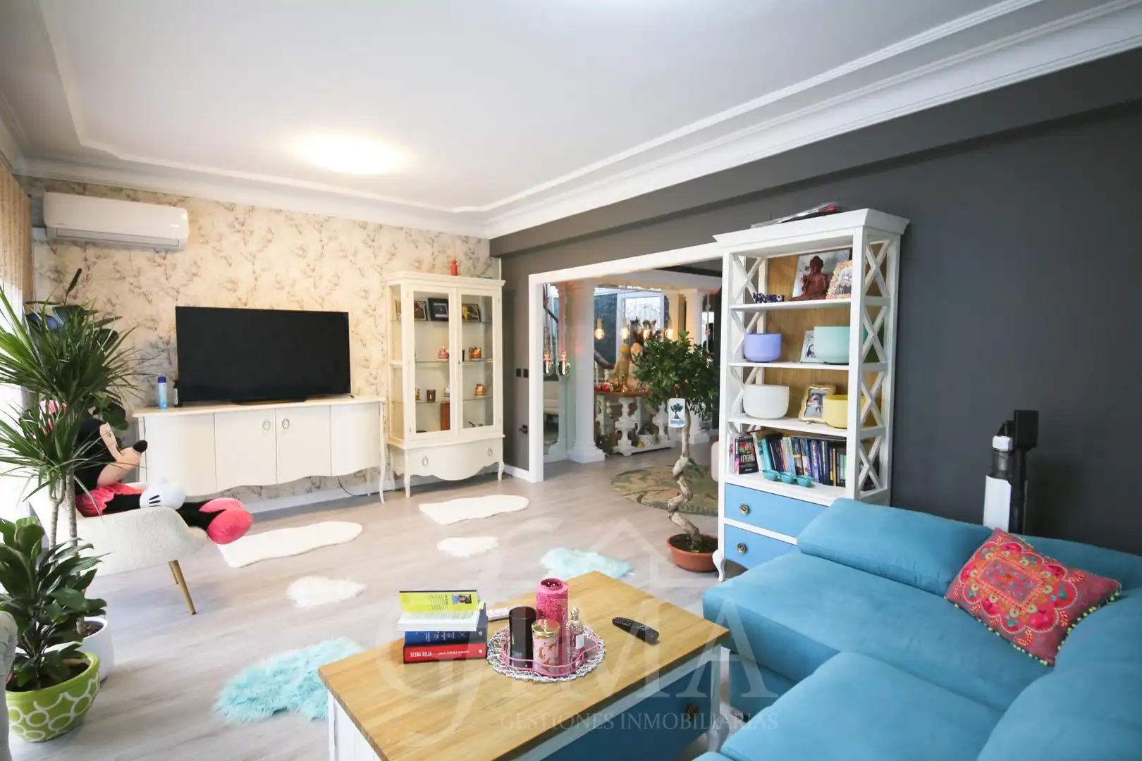 Sala d'estar de Dúplex en venda en Tomelloso amb Aire condicionat, Terrassa i Traster