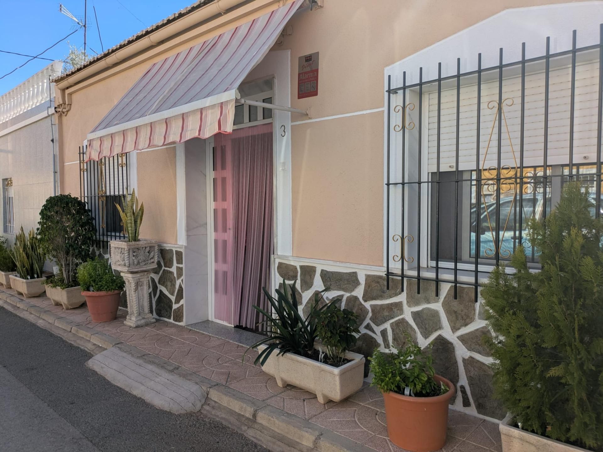 Exterior view of Planta baja for sale in Elche / Elx  with Terrace and Storage room