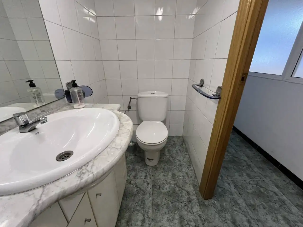 Local de alquiler en Avenida Anselm de Riu, 38, Singuerlín