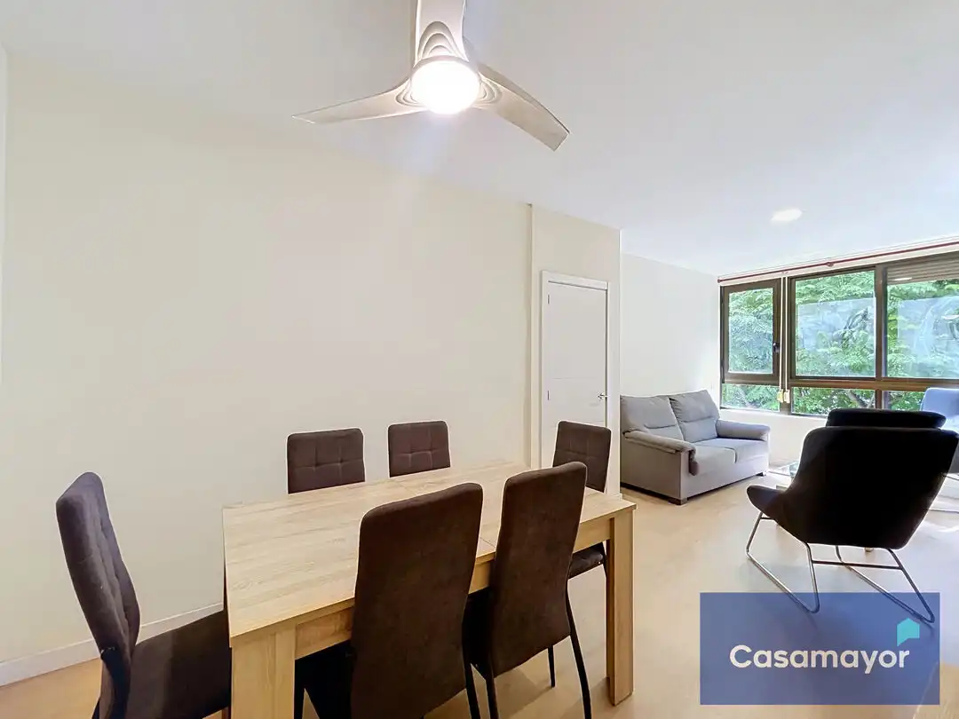 Living room of Flat for sale in Alicante / Alacant  with Oven, Washing machine and Microwave