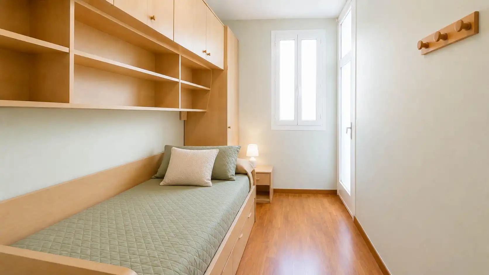 Bedroom of Flat for sale in Barcelona  with Air Conditioner, Heating and Parquet flooring