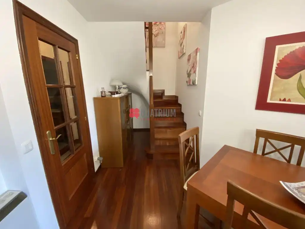 Dúplex en venta en Ames con Calefacción, Trastero y Piscina