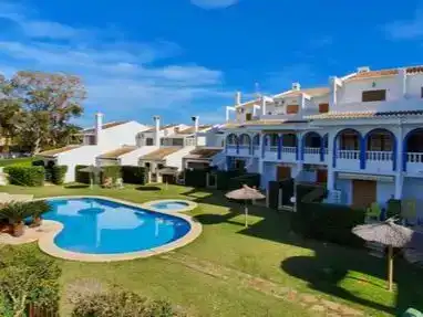 Vista exterior de Dúplex de lloguer en Dénia amb Piscina i Moblat