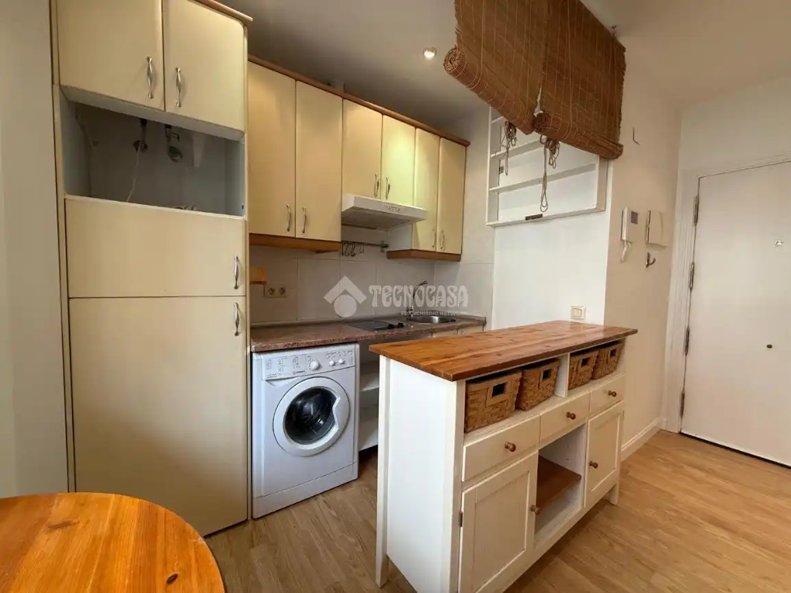 Cocina de Piso en venta en Madrid con Calefacción