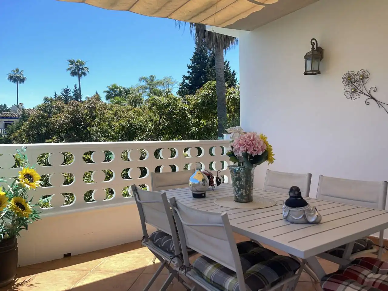 Terrassa de Finca rústica en venda en Estepona amb Aire condicionat, Calefacció i Jardí privat