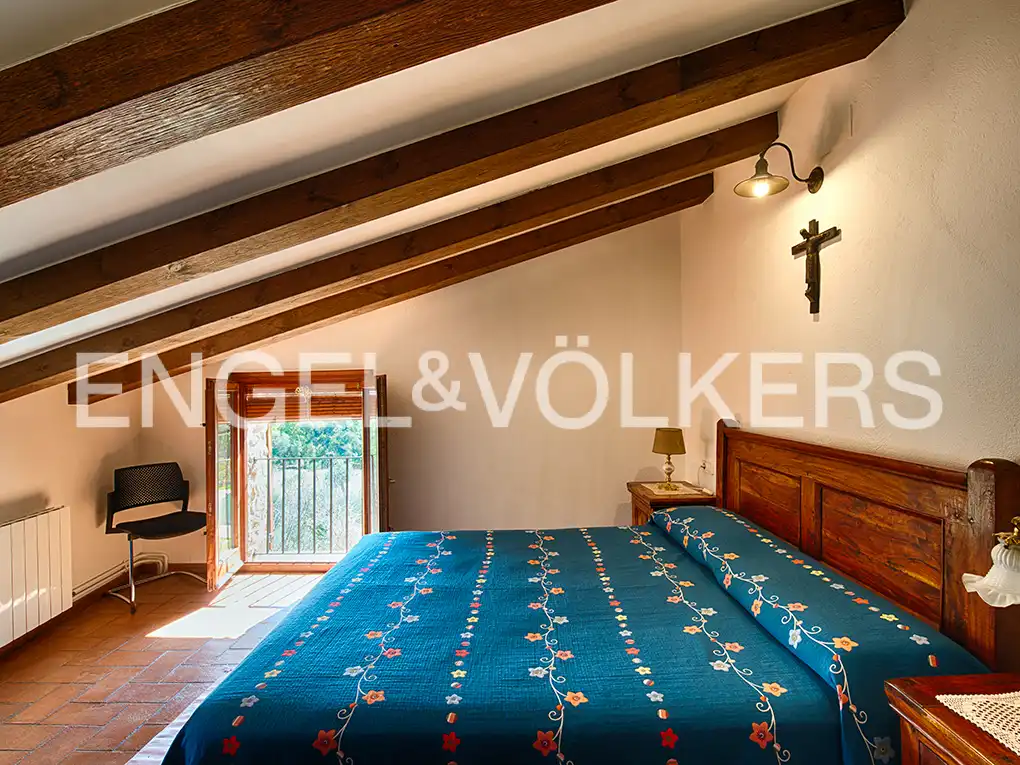 Country homes for sale in Lladó