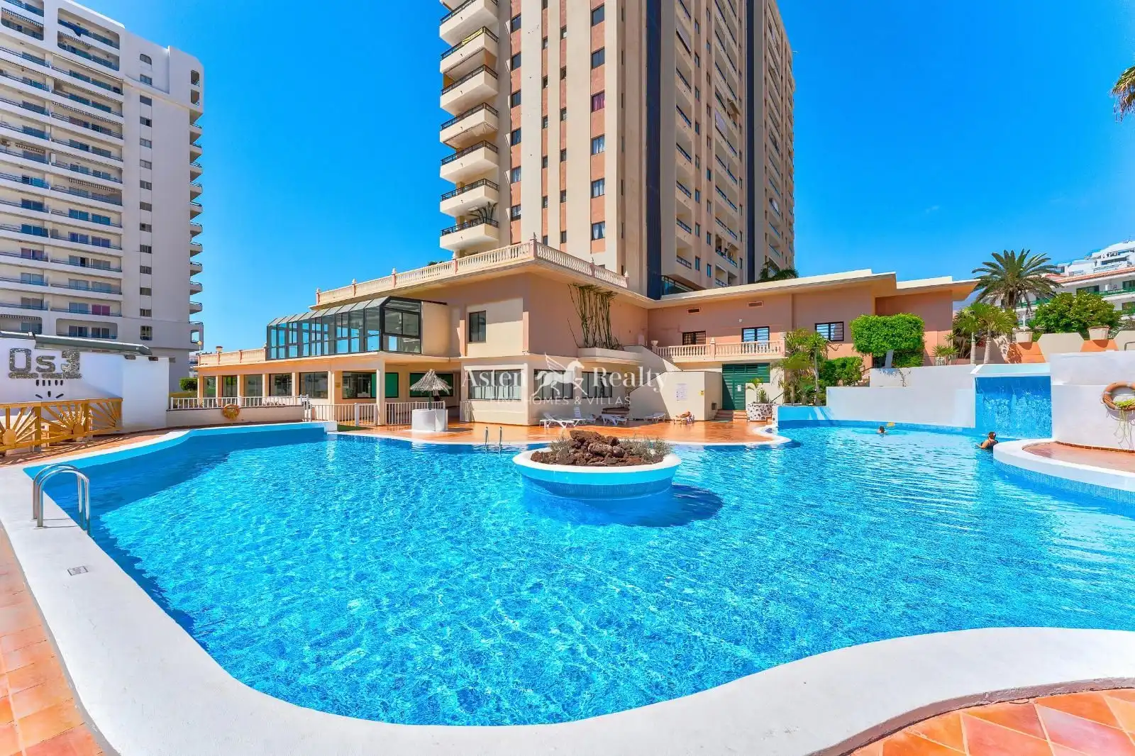 Apartment with pool for sale in Adeje 300