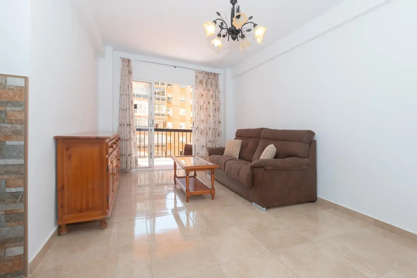 Piso en venta en AYALA, Parque Ayala - Jardín de la Abadía - Huelín