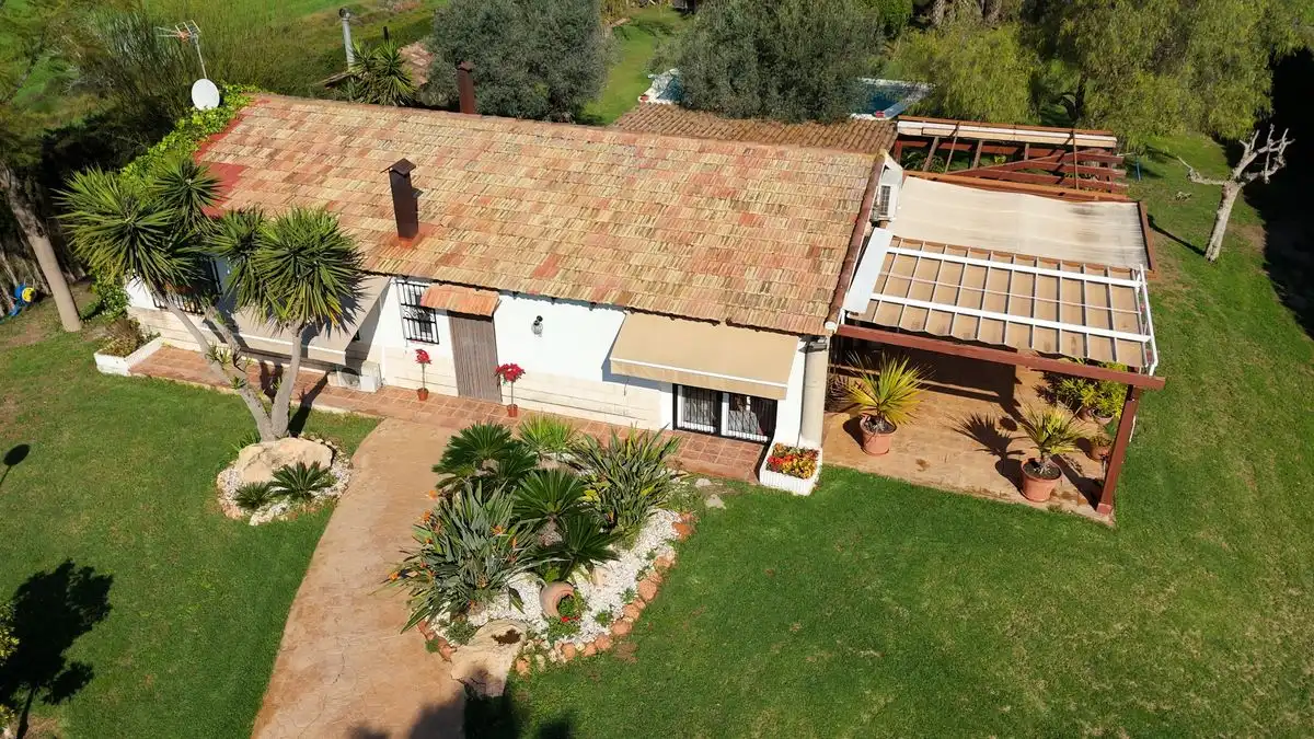 Casa rústica amb terrassa en venda a Av. 8 de Marzo, imagen 45