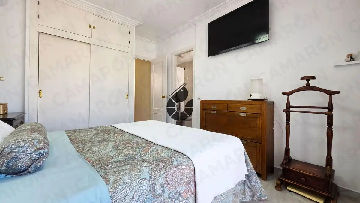 Habitación de Casa adosada en venta en Castilleja de la Cuesta con Aire acondicionado y Balcón