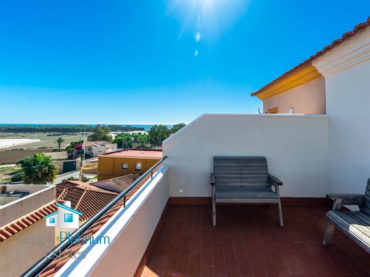 Terrassa de Casa adosada en venda en Cuevas del Almanzora amb Aire condicionat i Traster