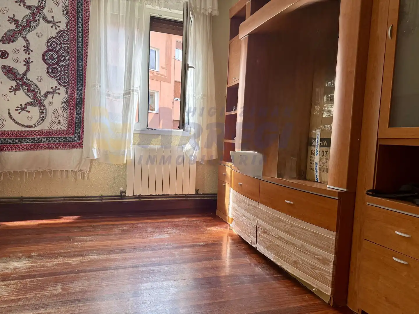 Habitación de Piso en venta en Eibar con Calefacción y Trastero