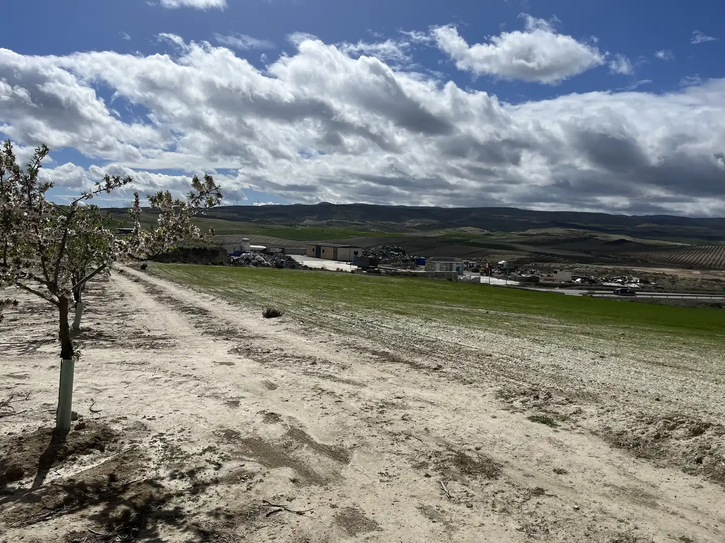 Rustikales Grundstück zum Verkauf in Poligono UE-10, imagen 4