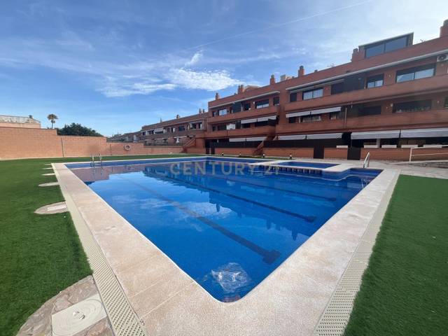 Apartamento en Venta en Carrer de Sant Antoni, Cubelles, Spain, -1 en El Castell de Cubelles