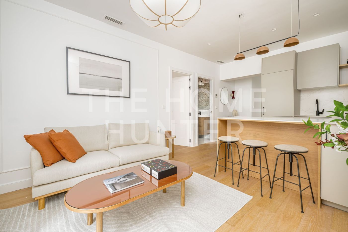 Piso en venta en MOLINO DE VIENTO, Universidad - Malasaña, Centro