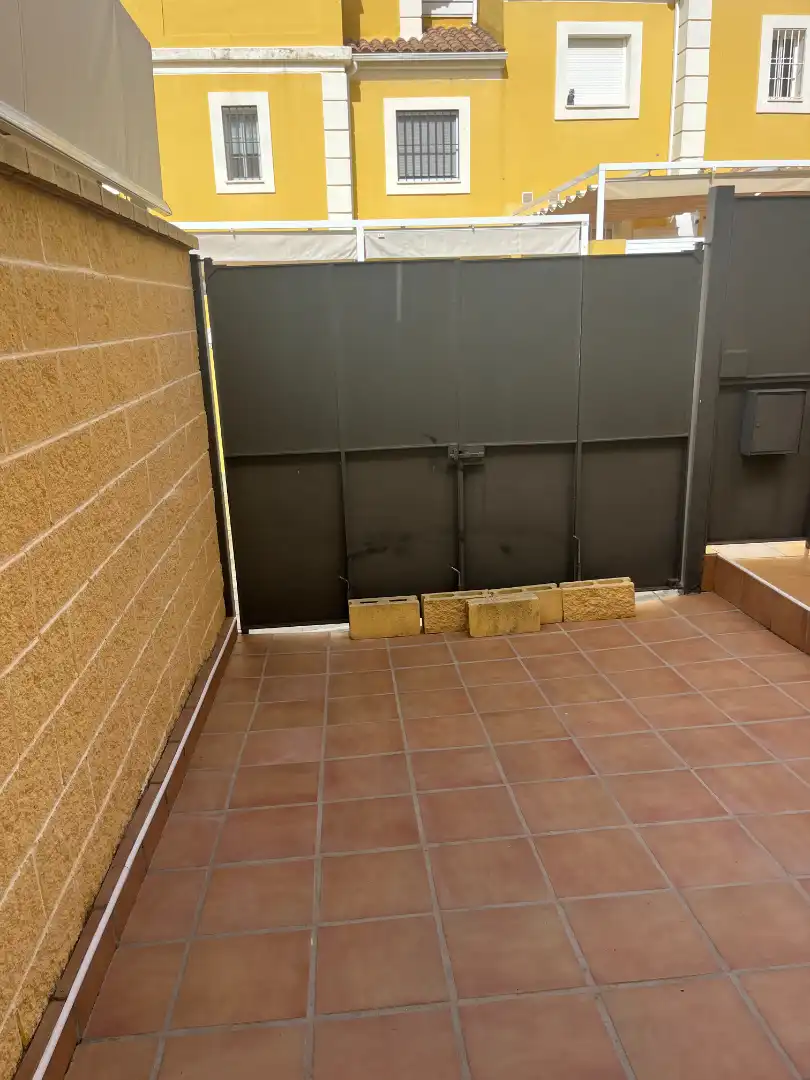 Casa adosada en venda en Alhaurín de la Torre amb Aire condicionat, Traster i Piscina comunitària