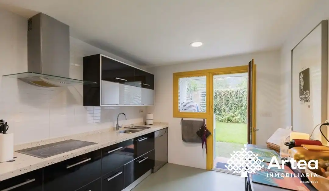 Kitchen of Detached homes for sale in Lezama  with Heating, Private garden and Terrace