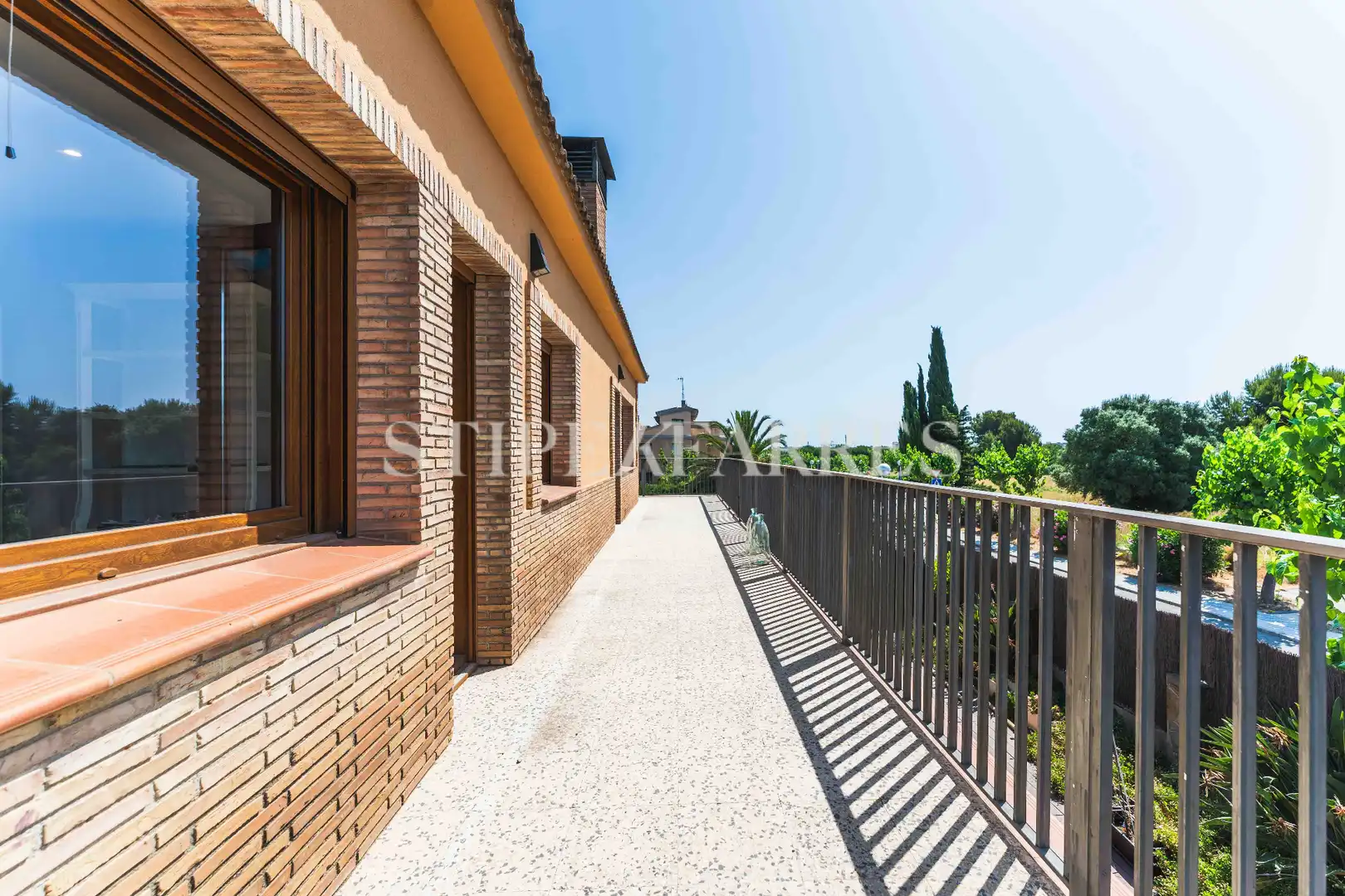 Vista exterior de Casa o xalet en venda en Salou amb Aire condicionat, Calefacció i Jardí privat