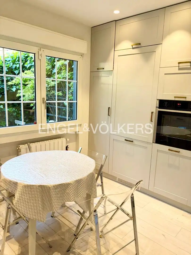 Cocina de Casa o chalet de alquiler en Madrid con Aire acondicionado, Calefacción y Terraza