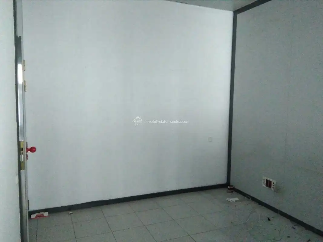 Local comercial en venda a Centro, imagen 3