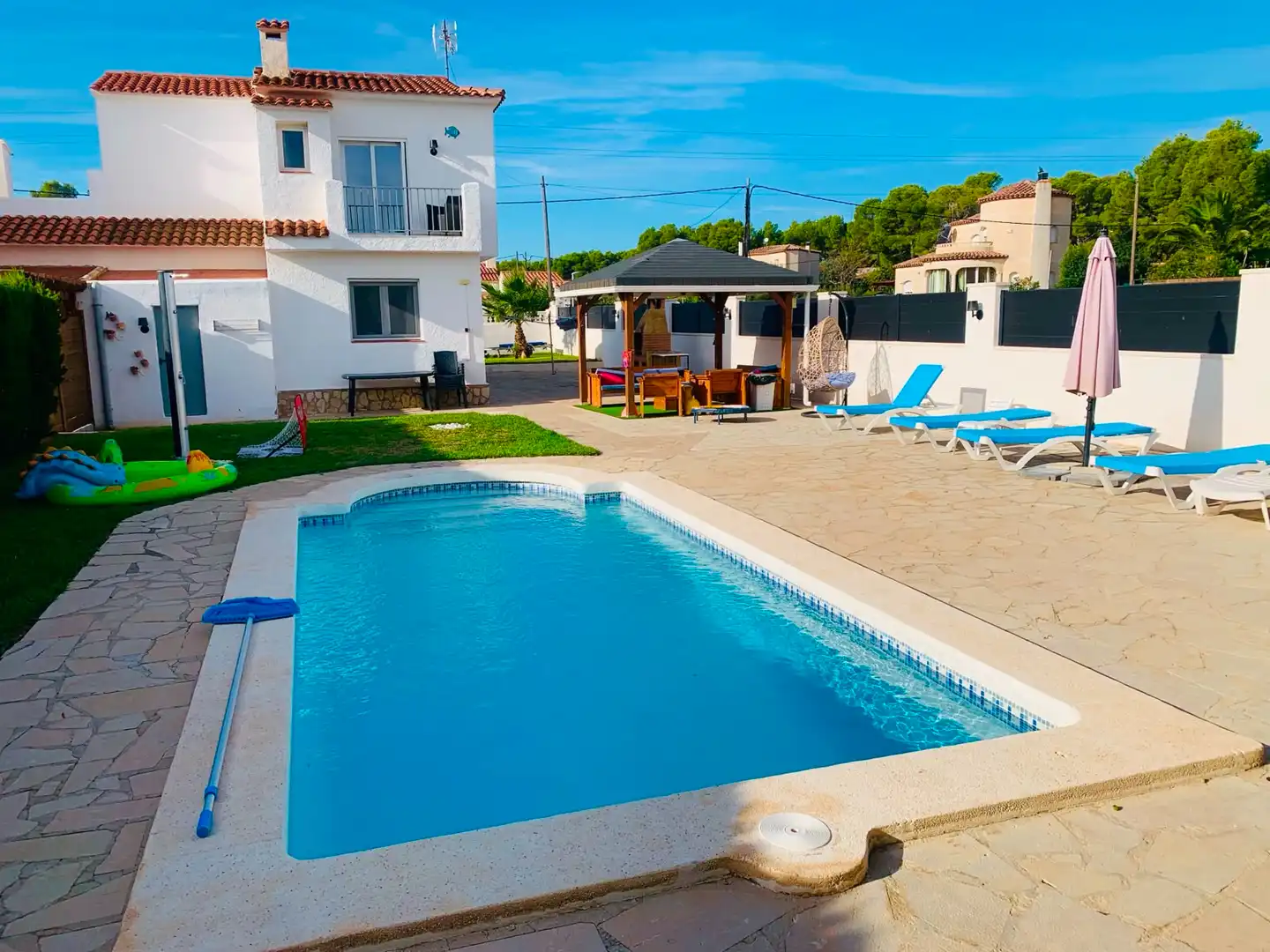 Haus mit Pool zum Verkauf in Les Tres Cales
