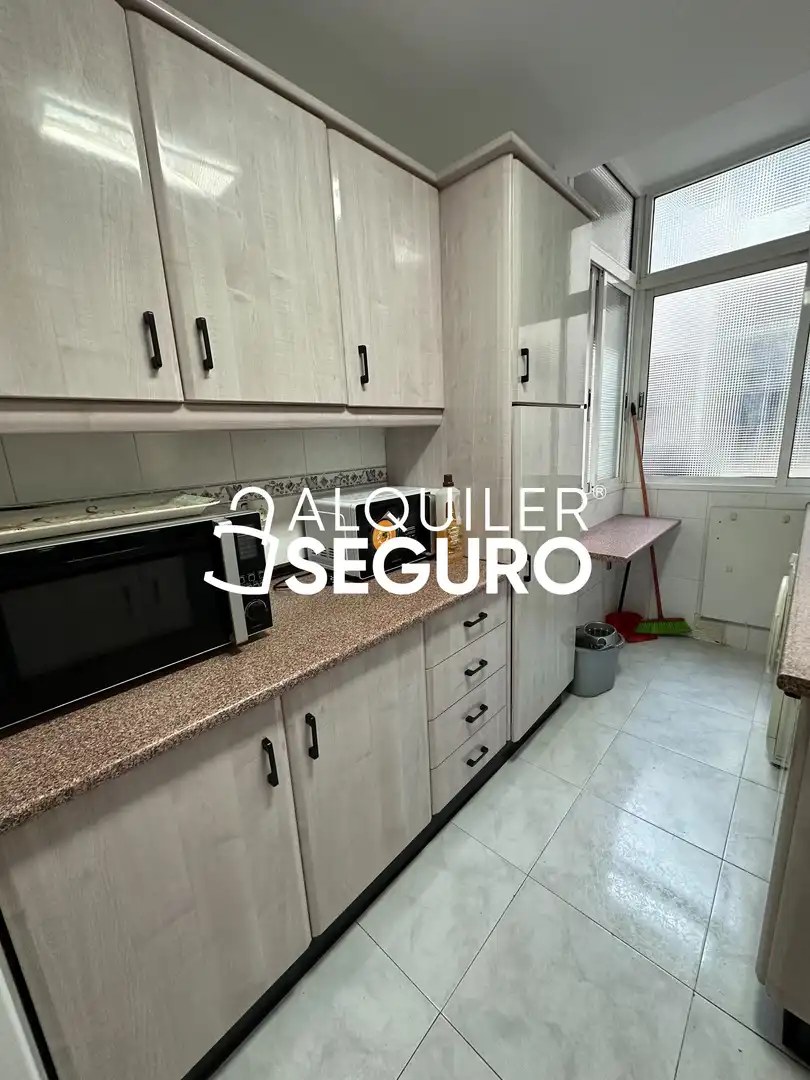Küche von Wohnung zur Miete in Málaga mit Klimaanlage und Möbliert