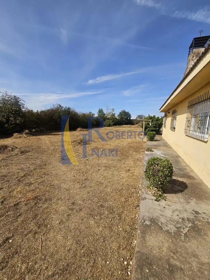 Casa o chalet en venta en Laguna de Negrillos con Calefacción y Jardín privado