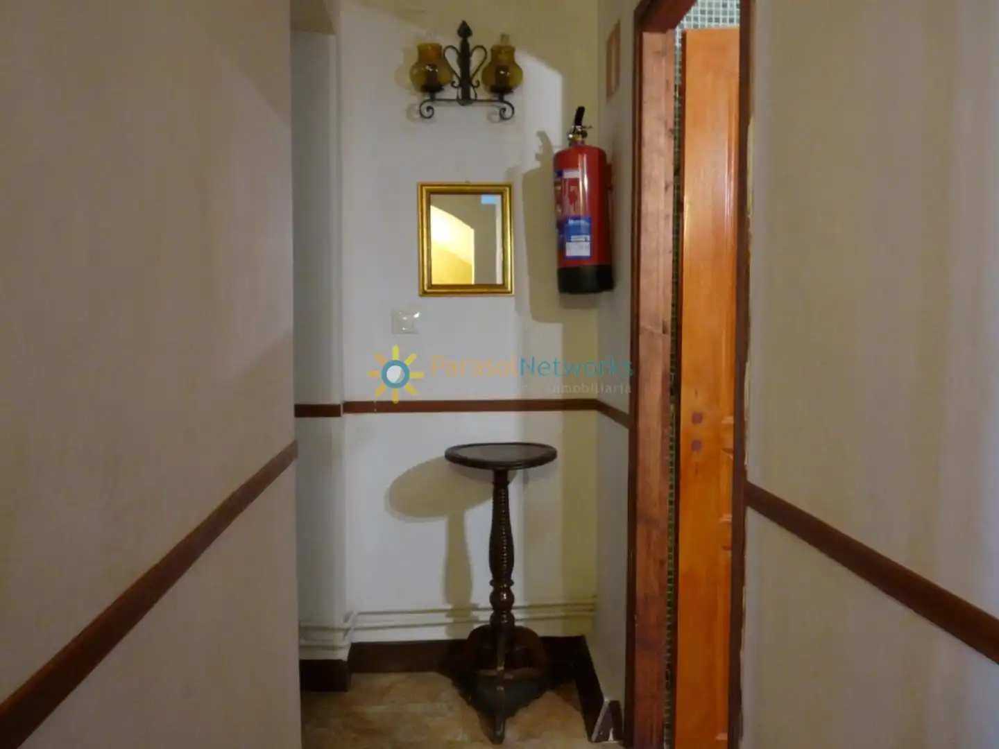 Commercial properties for sale in El Palomar  with Air Conditioner, Terrace and Furnished