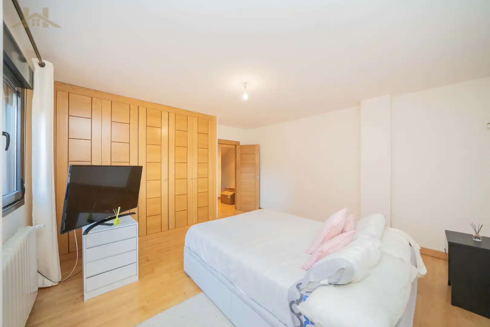 Habitación de Casa o chalet en venta en Miraflores de la Sierra con Aire acondicionado, Calefacción y Jardín privado