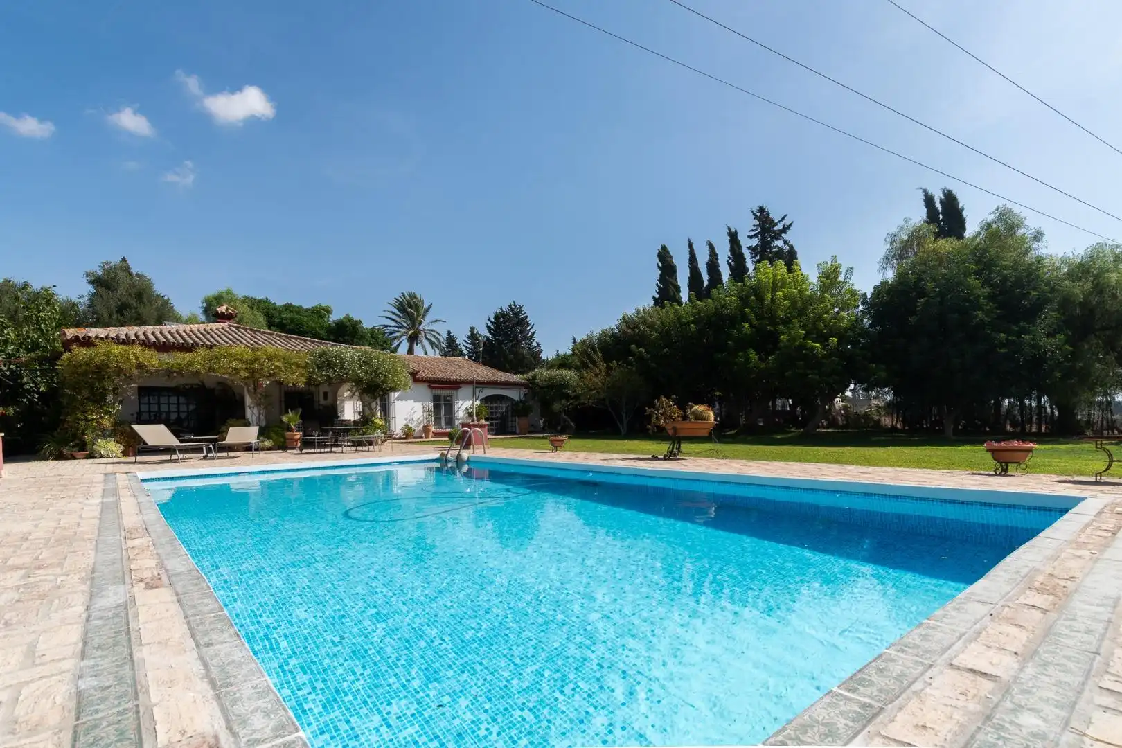 Villa con piscina in vendita a El Retiro - Parque Atlántico - Ronda este, imagen 3