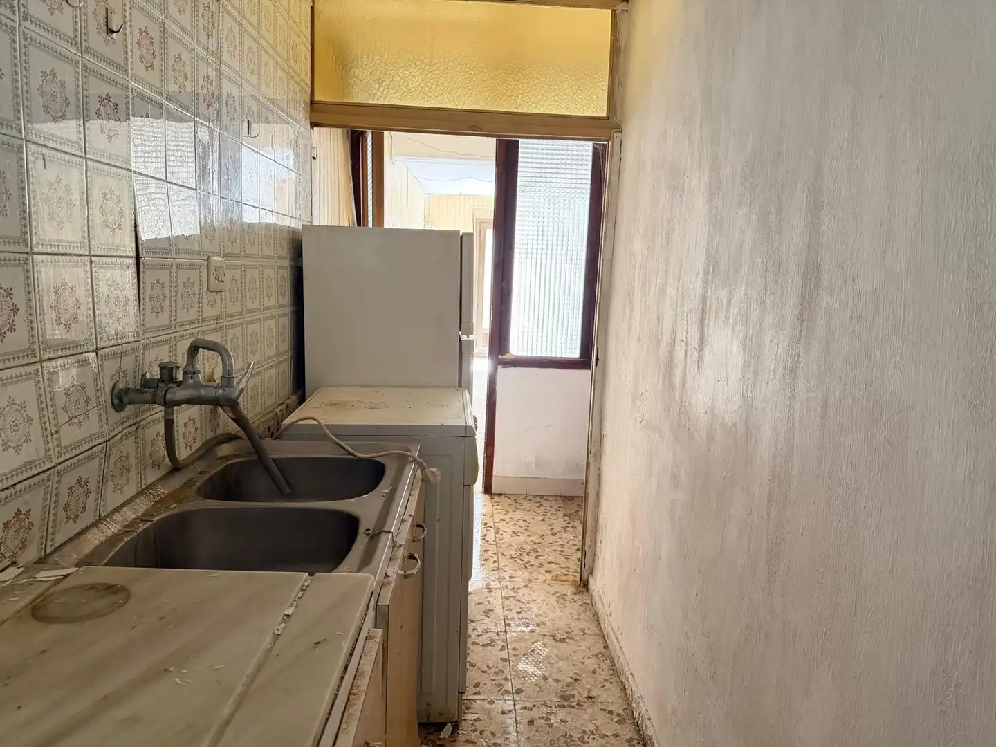 Kitchen of Commercial properties for sale in Utiel