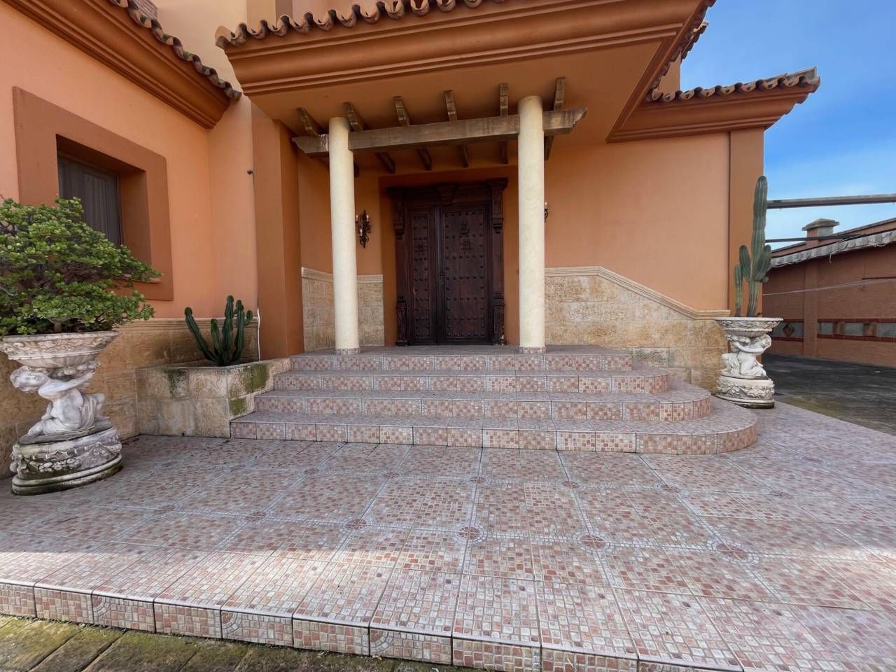 Country house for sale in Estepona  with Air Conditioner, Heating and Private garden
