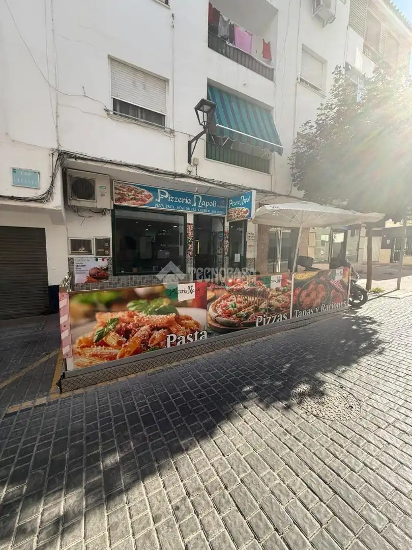 Local comercial en venda a Estepona Pueblo