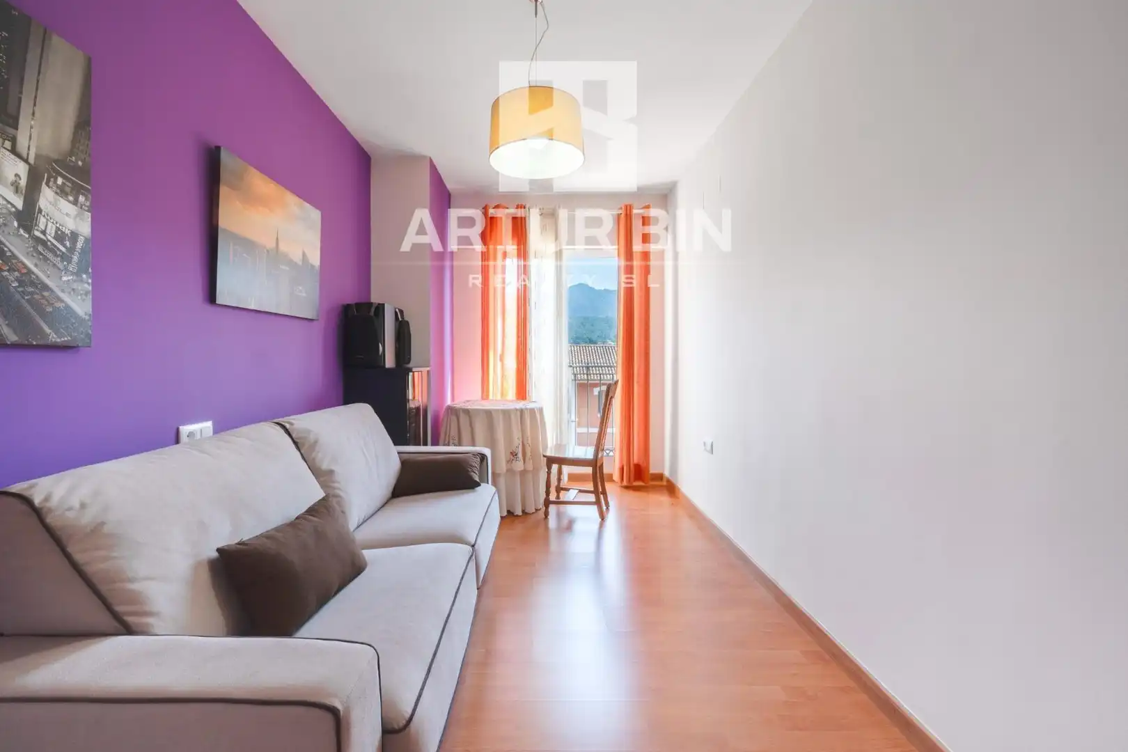 Habitación de Casa adosada en venta en Alzira con Aire acondicionado, Calefacción y Terraza